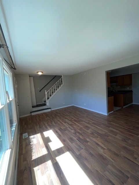 Tiny photo for 1301 Kingsbury Drive #B, Hanover Park, IL 60133 (MLS # 12624713)