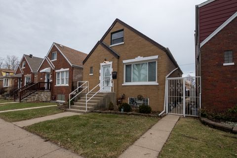 4525 S Karlov Avenue Chicago IL 60632