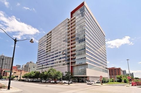 659 W Randolph Street 1411 Chicago IL 60661