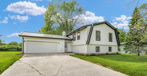 Tiny photo for 1801 Cindy Lynn Street, Urbana, IL 61802 (MLS # 12600766)