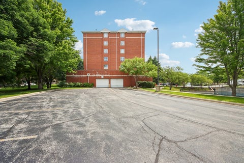 Tiny photo for 190 N Milwaukee Avenue #401, Wheeling, IL 60090 (MLS # 12669651)