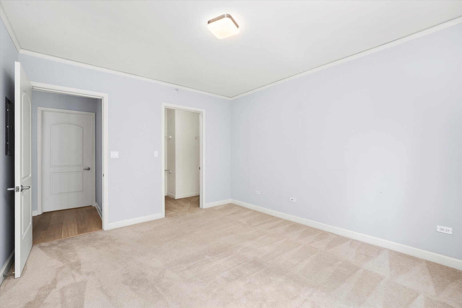 420 E Waterside Drive 407