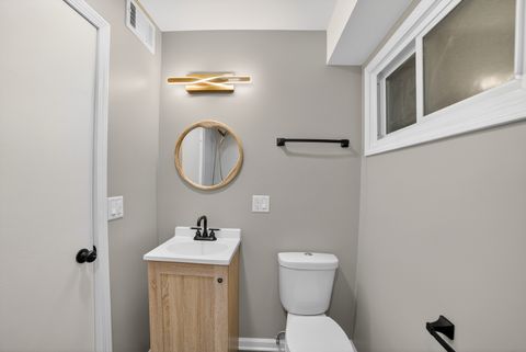 Tiny photo for 525 N Springfield Avenue, Chicago, IL 60624 (MLS # 12548104)