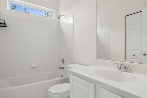 Tiny photo for 5513 Chancery Way, Lake In The Hills, IL 60156 (MLS # 12634357)