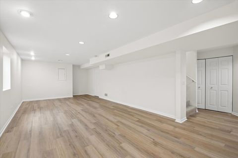 Tiny photo for 5513 Chancery Way, Lake In The Hills, IL 60156 (MLS # 12634357)