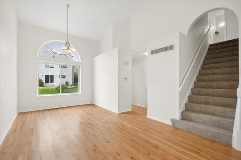Tiny photo for 5513 Chancery Way, Lake In The Hills, IL 60156 (MLS # 12634357)