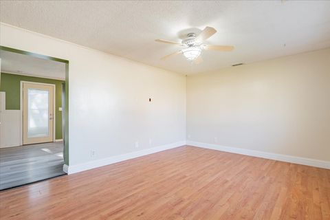 Tiny photo for 706 W Wall Street, Lexington, IL 61753 (MLS # 12510254)