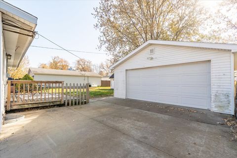 Tiny photo for 706 W Wall Street, Lexington, IL 61753 (MLS # 12510254)