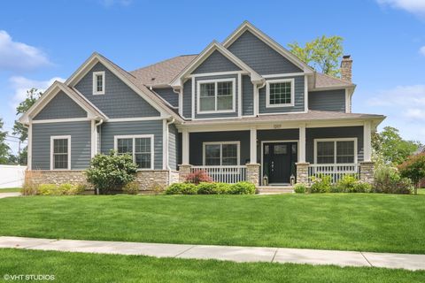 1207 N Chicago Avenue Arlington Heights IL 60004