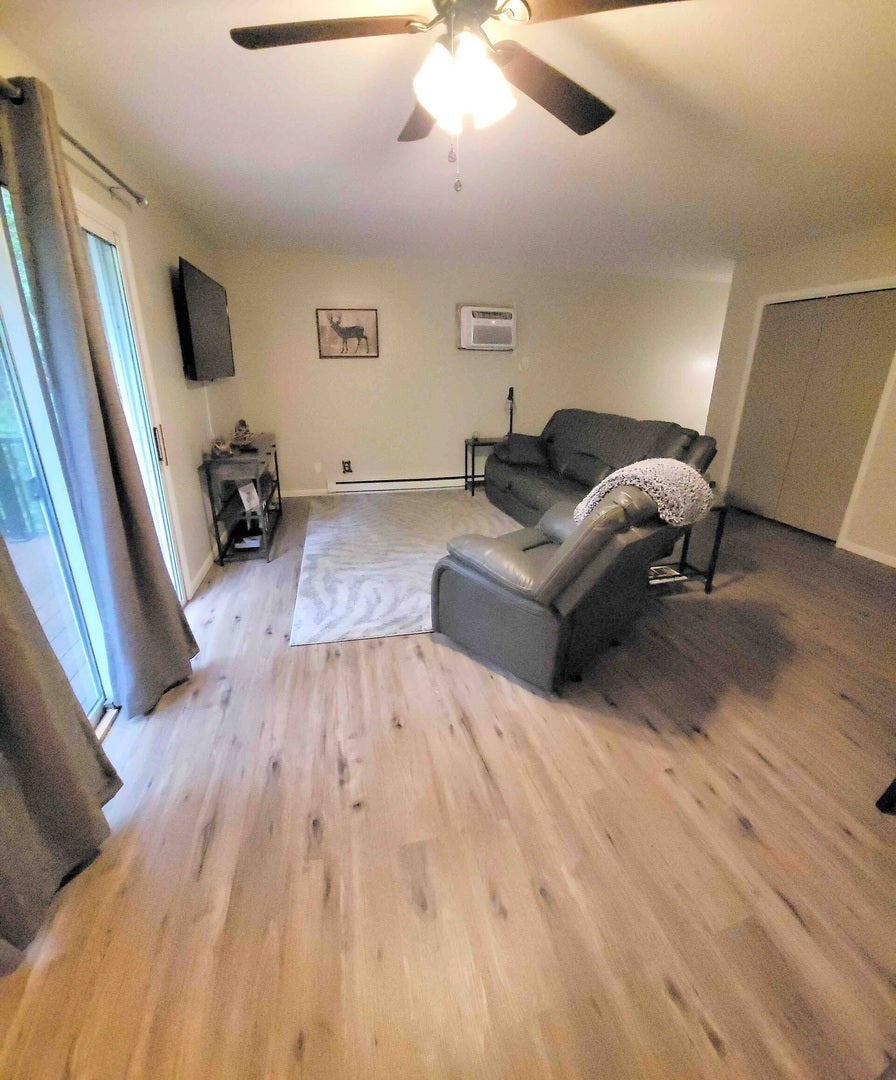 303 White Deer Run
