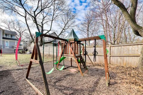 Tiny photo for 1123 Main Street, Evanston, IL 60202 (MLS # 12600959)