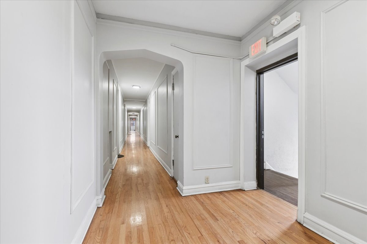 6912 N Ashland Avenue