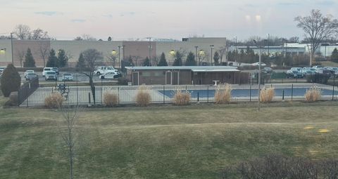 Tiny photo for 1311 S FINLEY Road #312, Lombard, IL 60148 (MLS # 12579806)