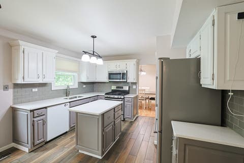 Tiny photo for 1410 HUNTINGTON Drive, Mundelein, IL 60060 (MLS # 12720951)