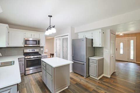 Tiny photo for 1410 HUNTINGTON Drive, Mundelein, IL 60060 (MLS # 12720951)
