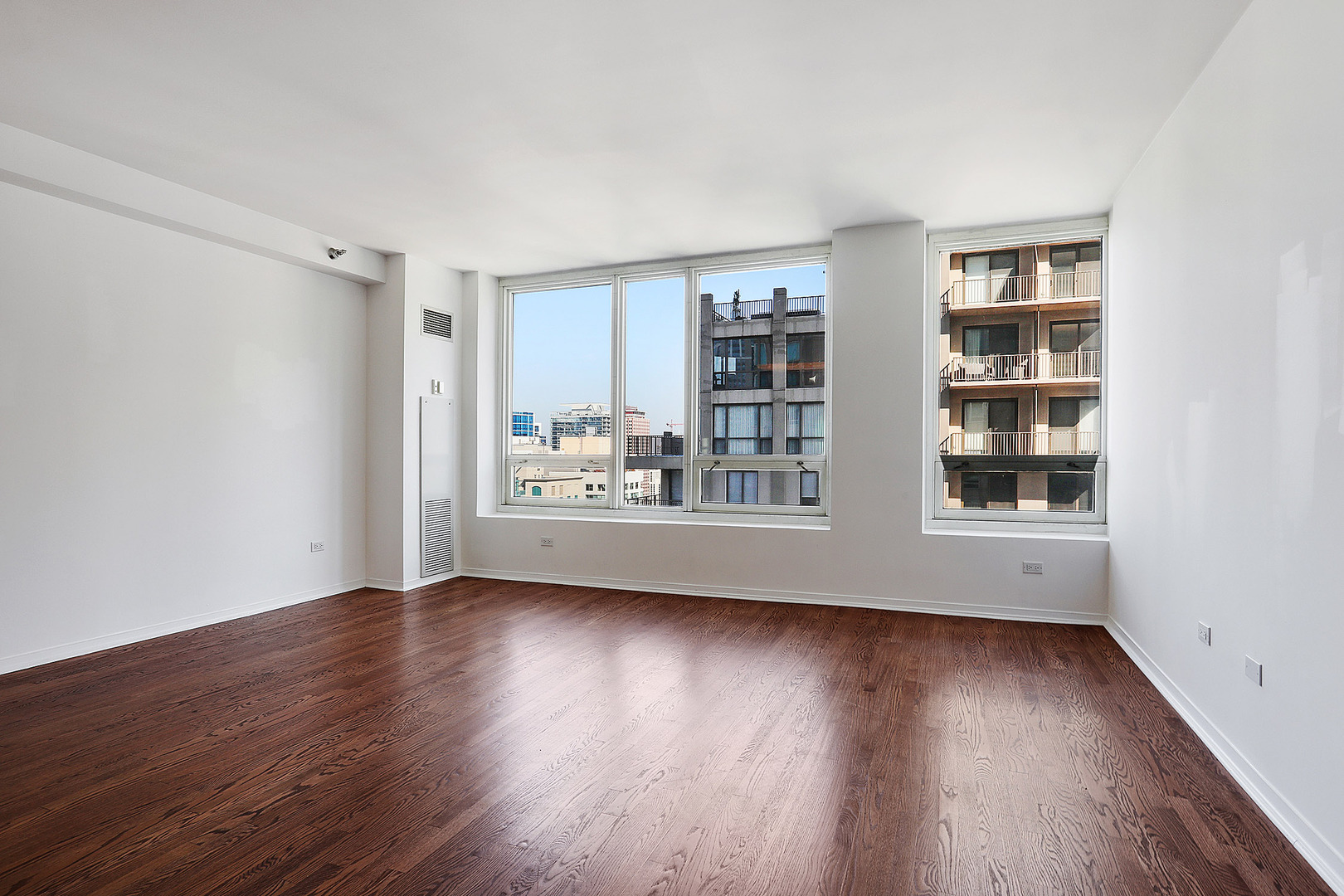 33 W Ontario Street 27H
