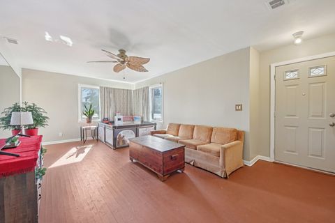 Tiny photo for 16W614 3rd Avenue, Bensenville, IL 60106 (MLS # 12575811)