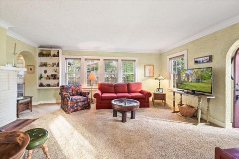 Tiny photo for 501 Dodson Street, Geneva, IL 60134 (MLS # 12493067)