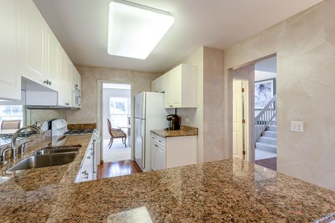 Tiny photo for 20 Ashford Court, Lincolnshire, IL 60069 (MLS # 12614710)