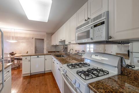 Tiny photo for 20 Ashford Court, Lincolnshire, IL 60069 (MLS # 12614710)