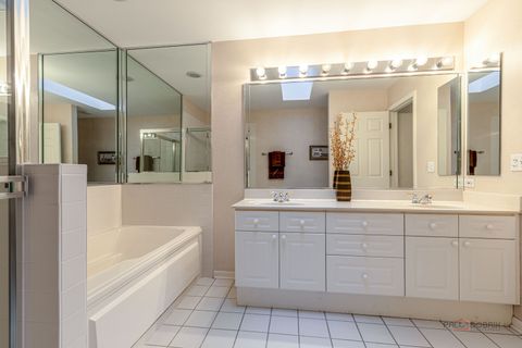 Tiny photo for 20 Ashford Court, Lincolnshire, IL 60069 (MLS # 12614710)