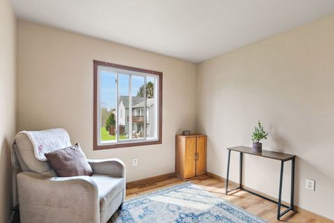 Tiny photo for 313 N Huntington Drive, McHenry, IL 60050 (MLS # 12619208)