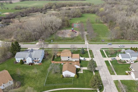 Tiny photo for 313 N Huntington Drive, McHenry, IL 60050 (MLS # 12619208)