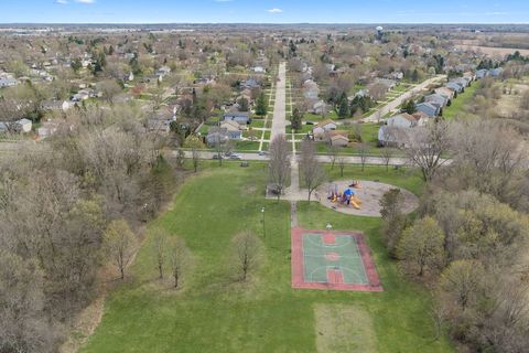 Tiny photo for 313 N Huntington Drive, McHenry, IL 60050 (MLS # 12619208)