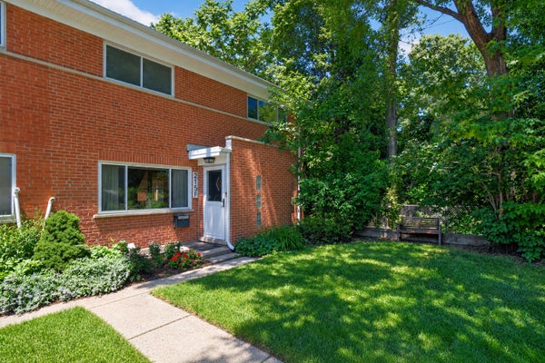 215 DODGE AVE UNIT F, EVANSTON, IL 60202 - Image 4d2f6cb4eb211ca0a10eb9de8d0e8952/3666884002