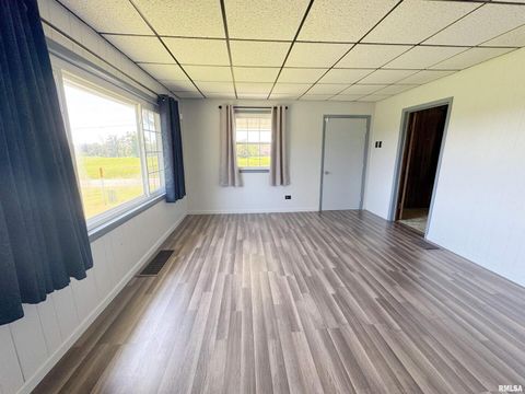 Tiny photo for 16488 Route 37, Johnston City, IL 62951 (MLS # QC4265900)