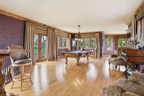 Tiny photo for 1877 Banbury Road, Inverness, IL 60067 (MLS # 12613935)