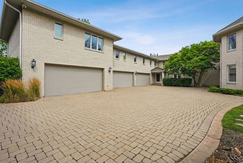 Tiny photo for 1877 Banbury Road, Inverness, IL 60067 (MLS # 12613935)