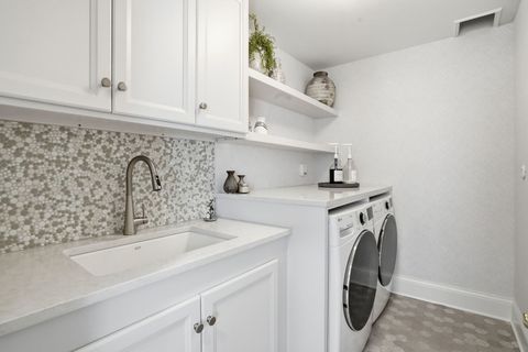 Tiny photo for 1877 Banbury Road, Inverness, IL 60067 (MLS # 12613935)