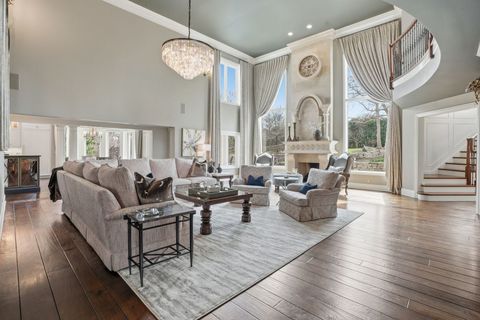 Tiny photo for 1877 Banbury Road, Inverness, IL 60067 (MLS # 12613935)