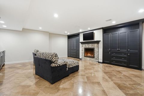 Tiny photo for 1877 Banbury Road, Inverness, IL 60067 (MLS # 12613935)