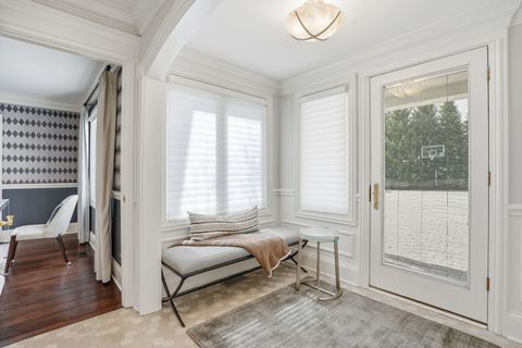 Tiny photo for 1877 Banbury Road, Inverness, IL 60067 (MLS # 12613935)