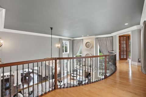 Tiny photo for 1877 Banbury Road, Inverness, IL 60067 (MLS # 12613935)