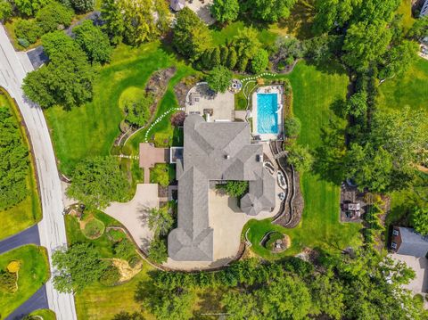 Tiny photo for 1877 Banbury Road, Inverness, IL 60067 (MLS # 12613935)