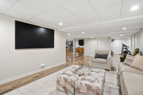 Tiny photo for 1877 Banbury Road, Inverness, IL 60067 (MLS # 12613935)