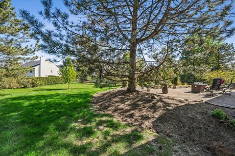 Tiny photo for 14087 Glenwood Court, Libertyville, IL 60048 (MLS # 12648807)