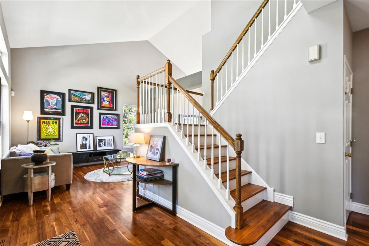 14087 Glenwood Court