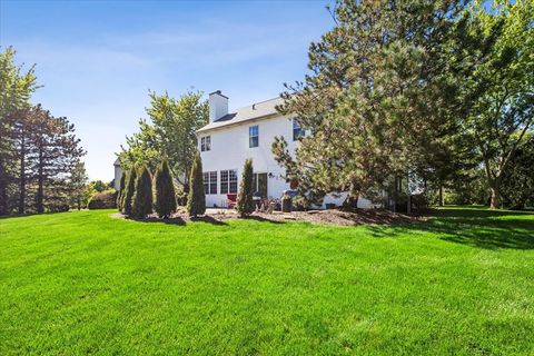 Tiny photo for 14087 Glenwood Court, Libertyville, IL 60048 (MLS # 12648807)