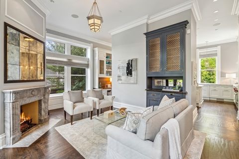 Tiny photo for 1407 N Hoyne Avenue, Chicago, IL 60622 (MLS # 12639287)