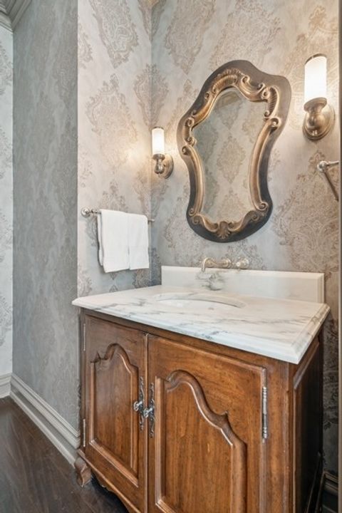 Tiny photo for 1407 N Hoyne Avenue, Chicago, IL 60622 (MLS # 12639287)
