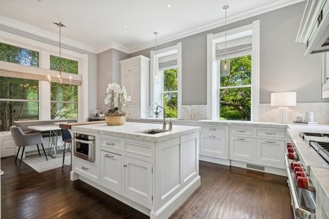 Tiny photo for 1407 N Hoyne Avenue, Chicago, IL 60622 (MLS # 12639287)