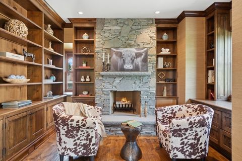 Tiny photo for 1407 N Hoyne Avenue, Chicago, IL 60622 (MLS # 12639287)