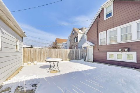 Tiny photo for 3958 S Rockwell Street, Chicago, IL 60632 (MLS # 12529836)