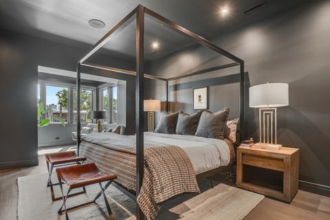 Tiny photo for 5643 N Glenwood Avenue, Chicago, IL 60660 (MLS # 12581028)