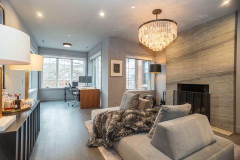 Tiny photo for 5643 N Glenwood Avenue, Chicago, IL 60660 (MLS # 12581028)