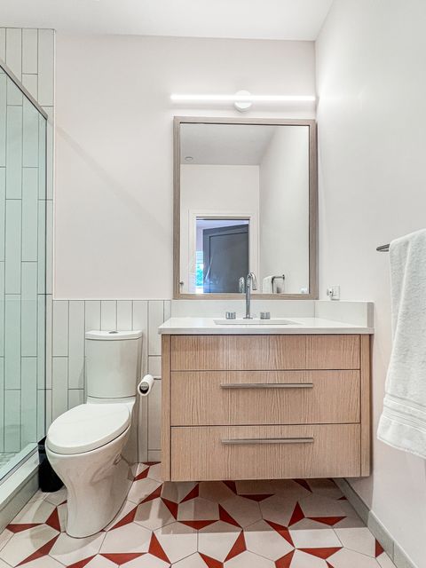 Tiny photo for 5643 N Glenwood Avenue, Chicago, IL 60660 (MLS # 12581028)